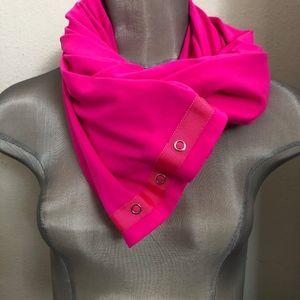 Lululemon hot pink infinity scarf